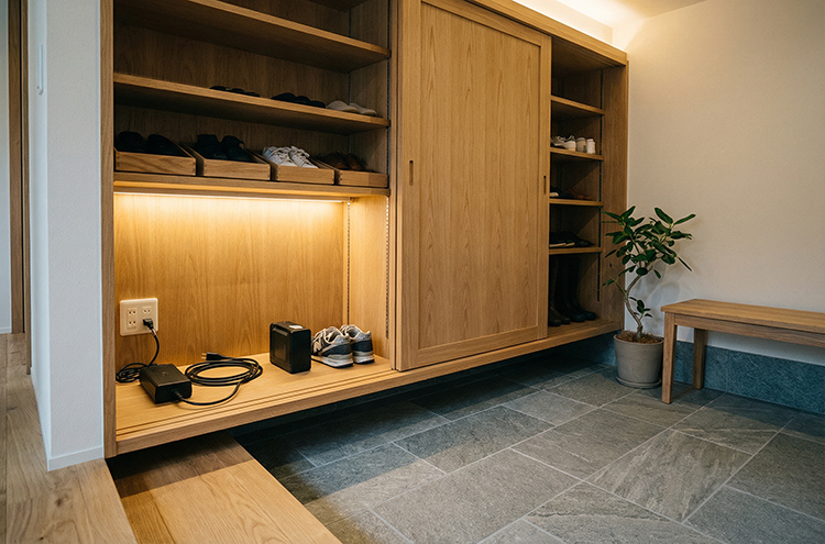 玄関・シューズクロークのコンセントは見落としが多い。