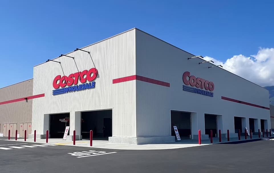 さらに近年では、大型商業施設「コストコ 南アルプス倉庫店」もオープン。